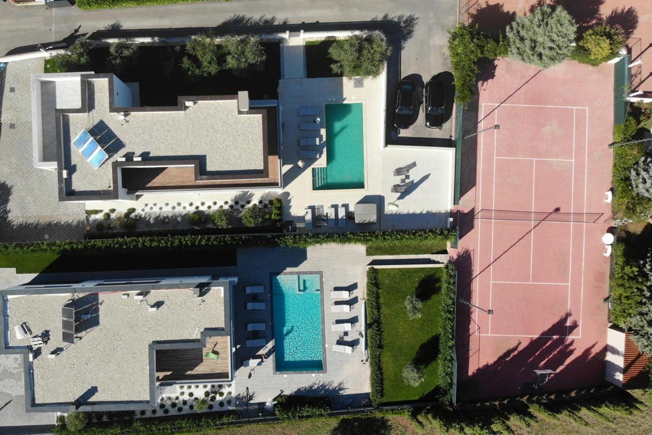 Villa Ula In Pula With Heated Pool And Sauna ภายนอก รูปภาพ